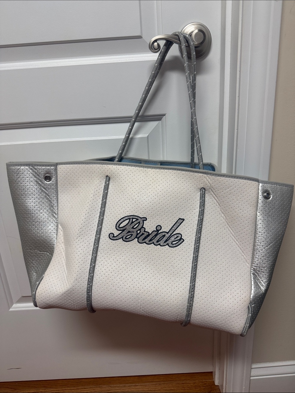 HAUTE SHORE White & Silver 'Bride' Tote